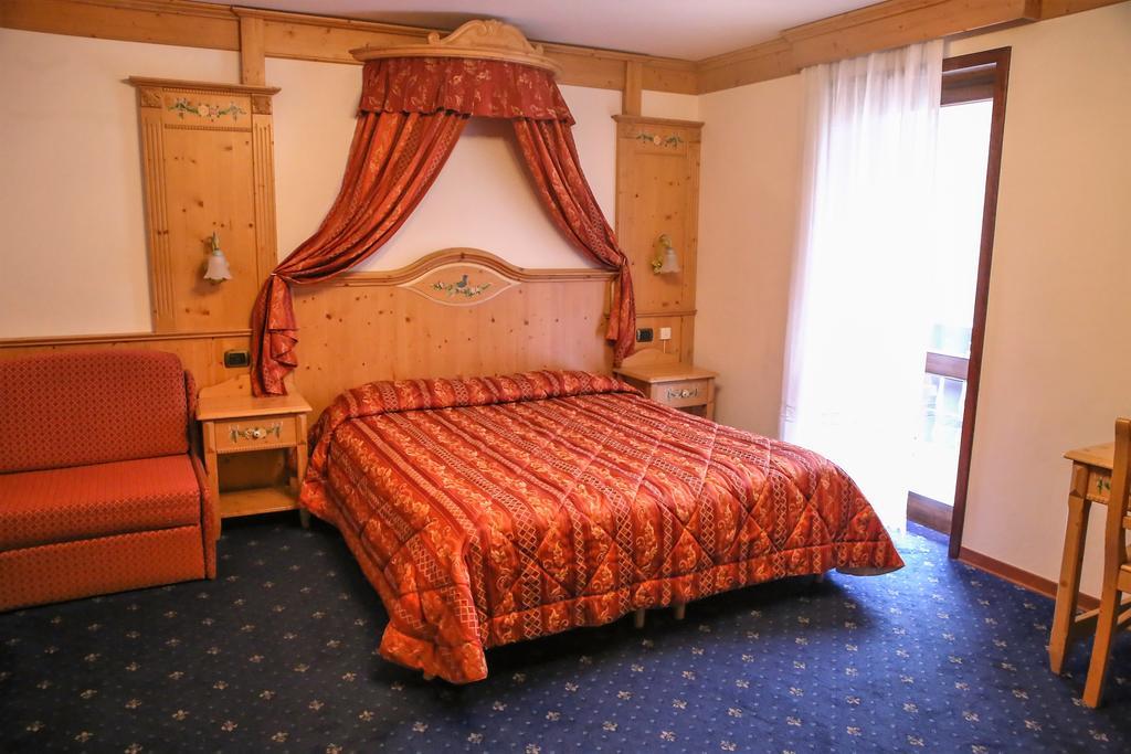 Villa Elena B&B Hotel San Martino Di Castrozza Eksteriør billede