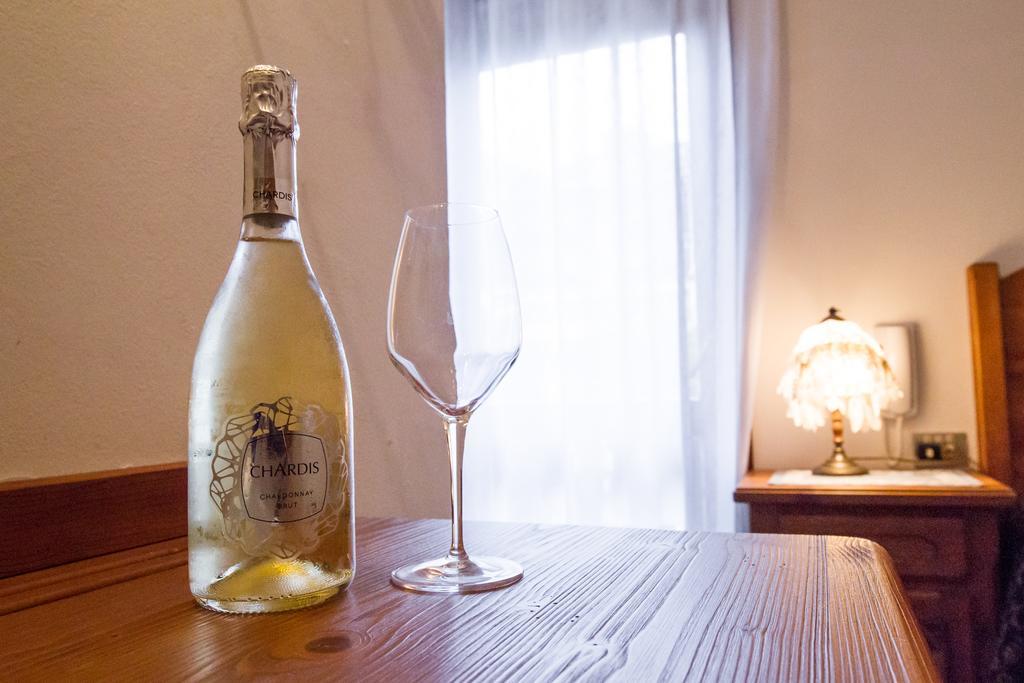 Villa Elena B&B Hotel San Martino Di Castrozza Eksteriør billede