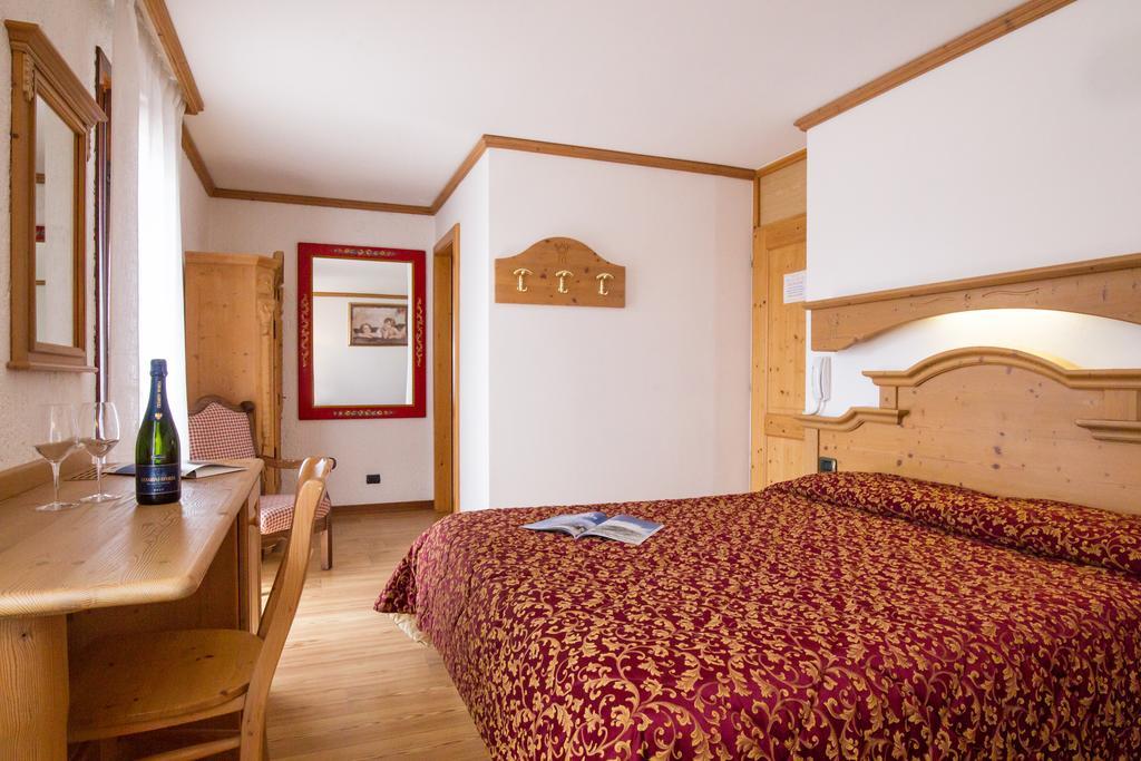 Villa Elena B&B Hotel San Martino Di Castrozza Eksteriør billede
